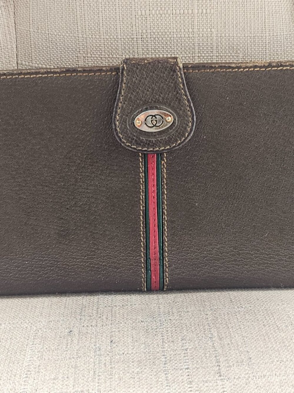 Vintage Gucci Brown Leather Bifold Clutch Wallet With Signature Red/Green Stripe - Picture 3 of 16